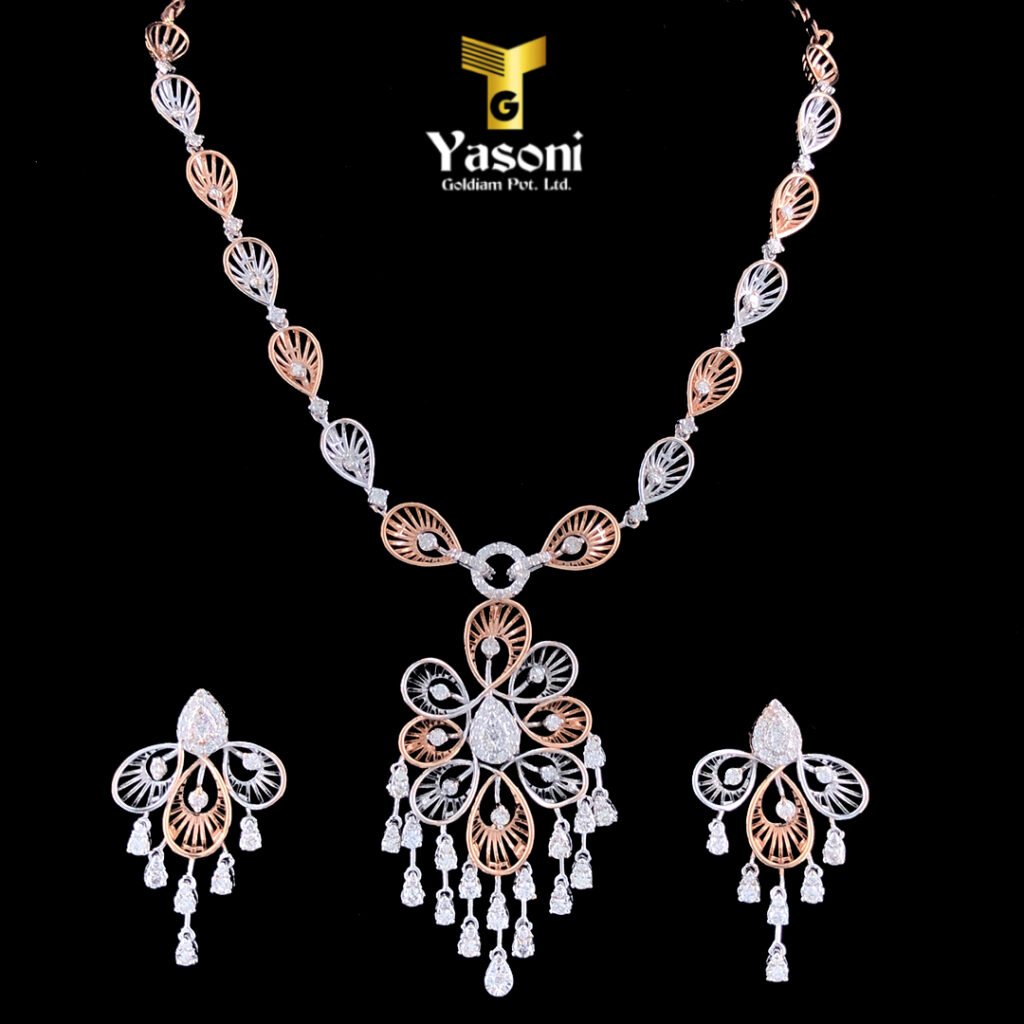 Stylish Design Diamond Set