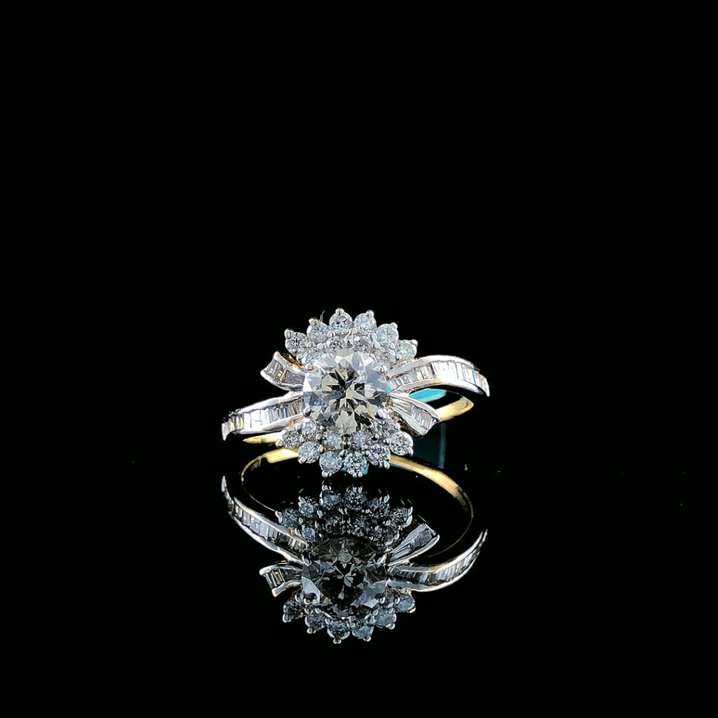 Royal Diamond Ring