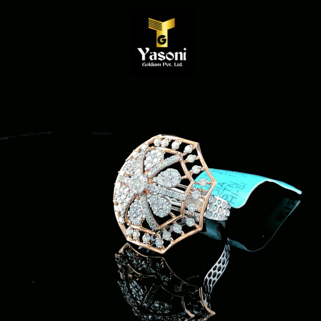 Unqiue Flora Diamond Ring