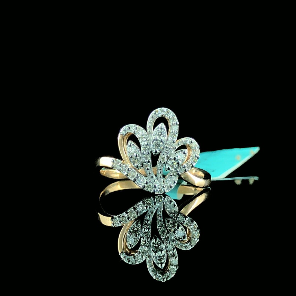 Heavy Pattern Diamond Ring