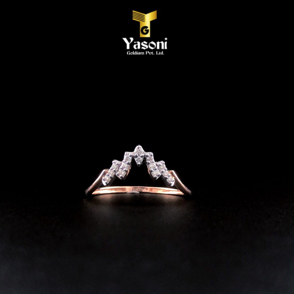 M pattern Diamond Ring