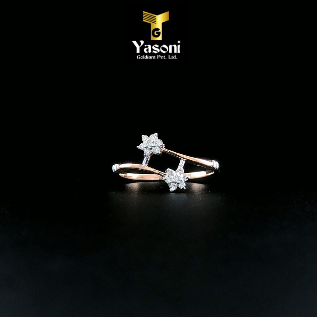 2 Flora Diamond Ring