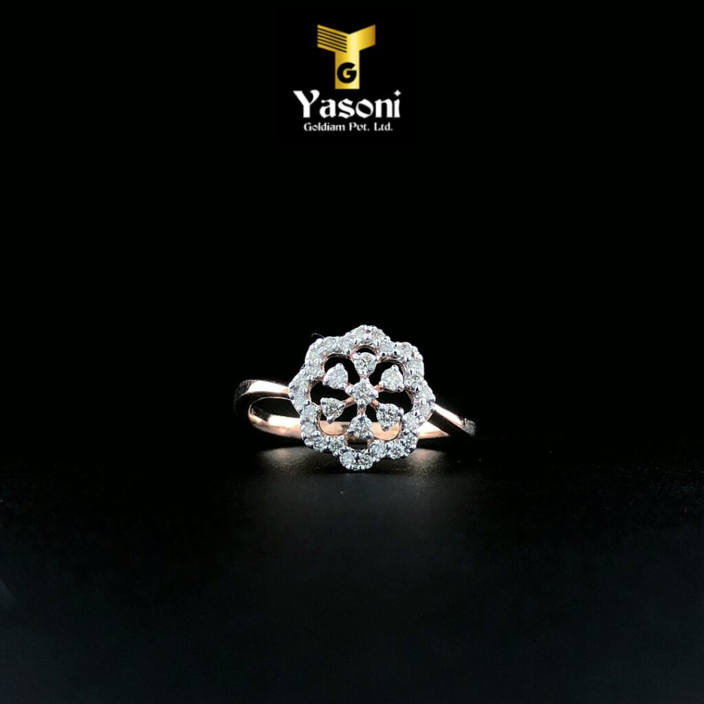 Big Flora Diamond Ring