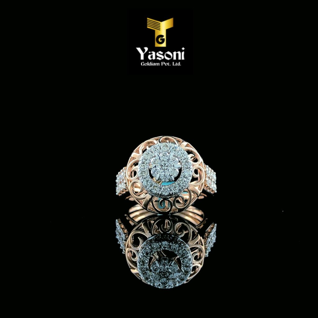 Crown Pattern Diamond Ring