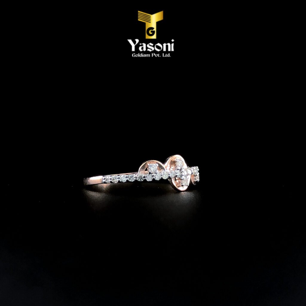 Slim Ladies Diamond Ring