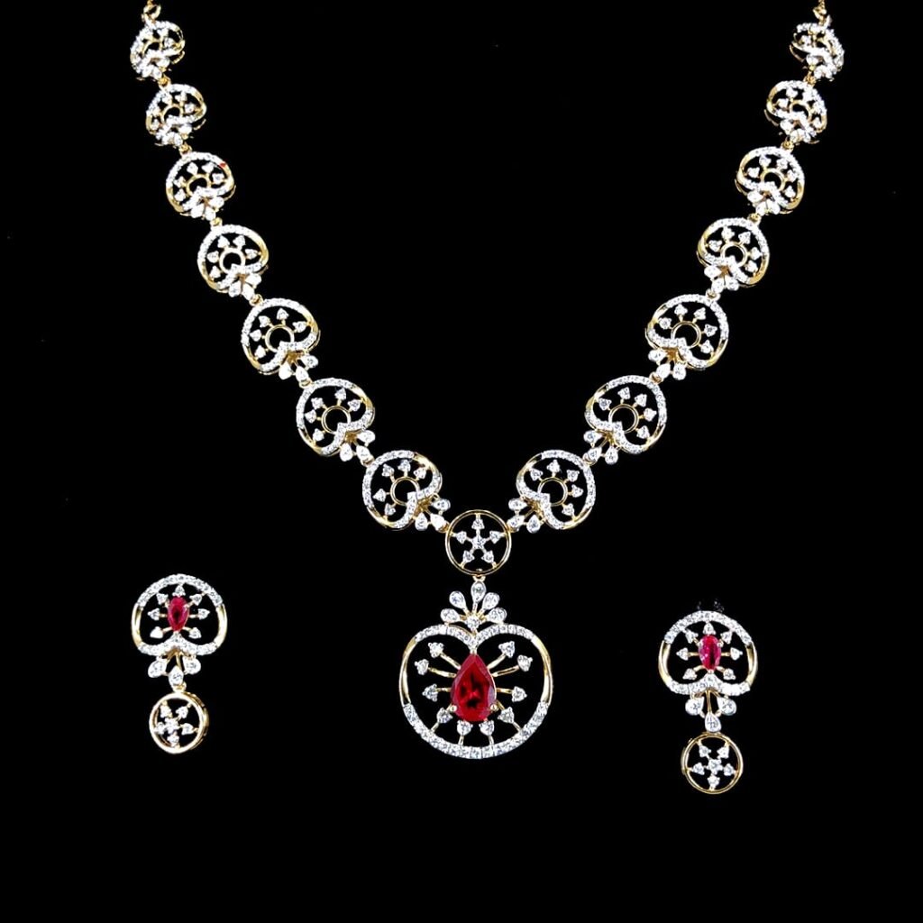 TWINKLE GRACE NECKLACE